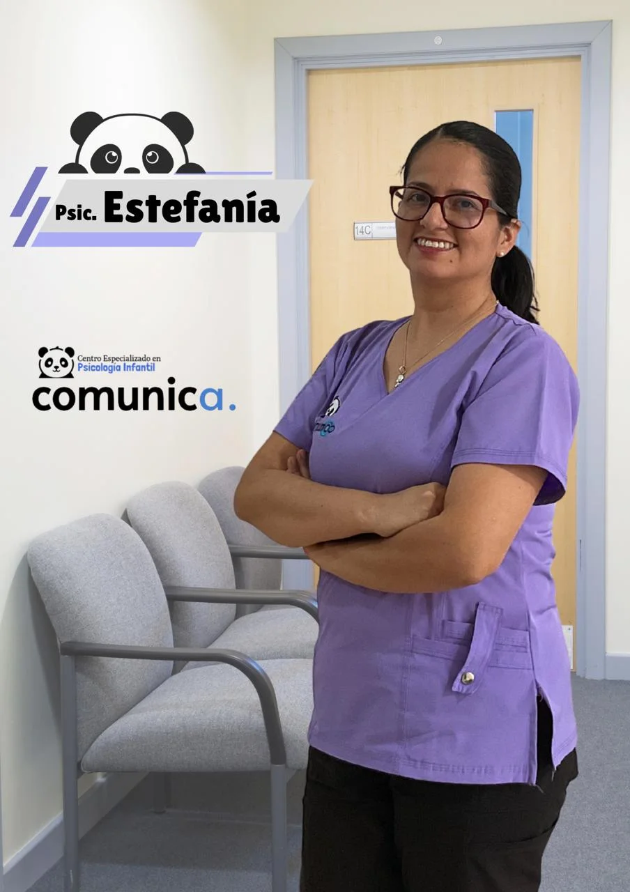 Estefanía Ramírez — Psicóloga · Directora y Fundadora